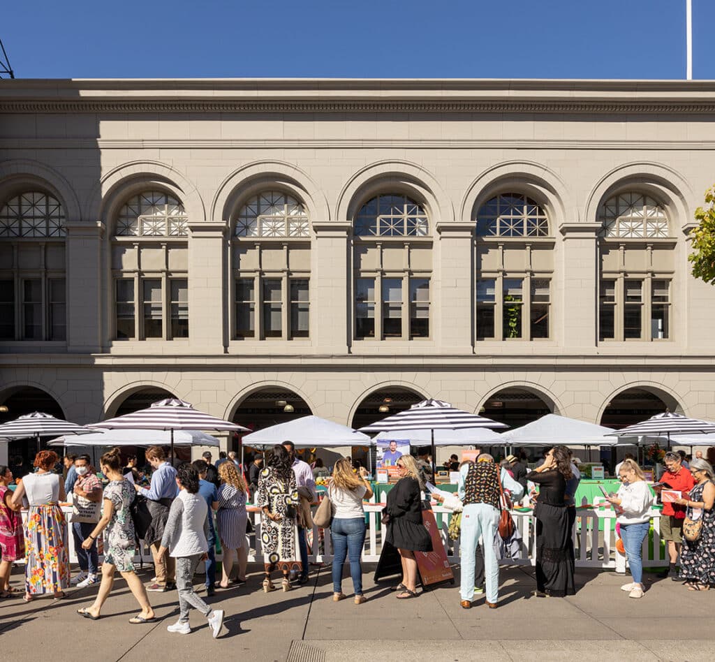Ferry Building outdoor Plaza Picnic Market.